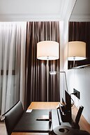 Star Land Hotel Bastos