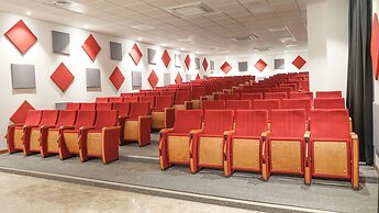 Star Land Hotel Bastos