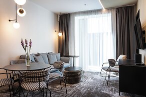 Novotel Living Almaty Jetisu