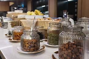 Novotel Living Almaty Jetisu