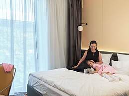 Novotel Living Almaty Jetisu