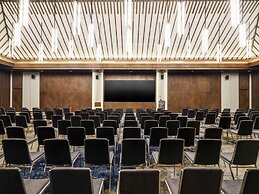 Pullman Lombok Merujani Mandalika Beach Resort