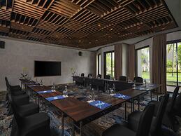 Pullman Lombok Merujani Mandalika Beach Resort