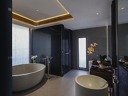 Pullman Lombok Merujani Mandalika Beach Resort