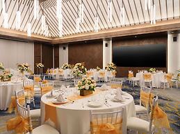 Pullman Lombok Merujani Mandalika Beach Resort