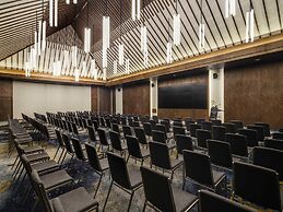 Pullman Lombok Merujani Mandalika Beach Resort