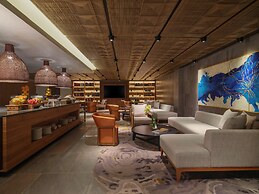 Pullman Lombok Merujani Mandalika Beach Resort