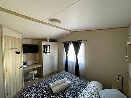 Holiday Park Caravan Fluffy in Harts Holiday Park