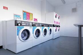 Holiday Park Caravan Fluffy in Harts Holiday Park