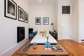 The Stunning Philbeach Garden Apartment