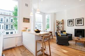 The Stunning Philbeach Garden Apartment