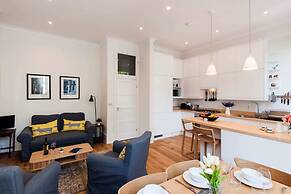 The Stunning Philbeach Garden Apartment