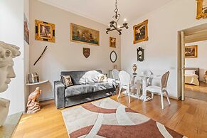 Bright and Spacious Philbeach Garden Apartment