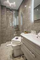 Bright and Modern Bayswater Apartment