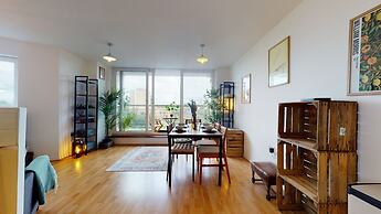 Cozy Hackney Apartment