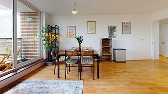Cozy Hackney Apartment