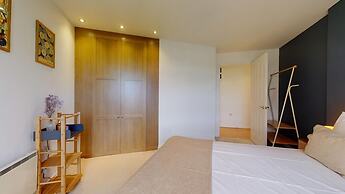Cozy Hackney Apartment