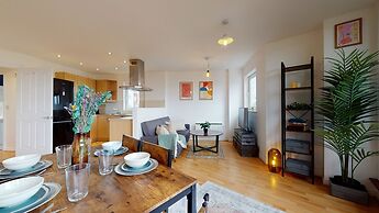 Cozy Hackney Apartment