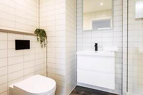 Bright London Bridge Apartment
