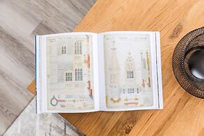 Bright London Bridge Apartment