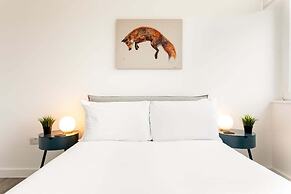 Bright London Bridge Apartment
