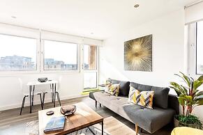 Bright London Bridge Apartment