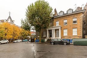 Bright Camberwell Georgian Apartment