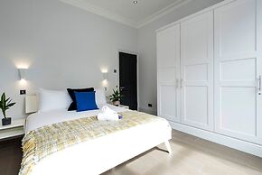 Modern and Bright Highgate Gem