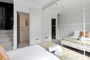 Modern and Bright Highgate Gem