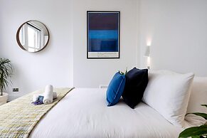 Modern and Bright Highgate Gem