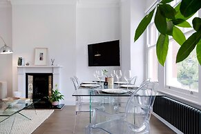 Modern and Bright Highgate Gem