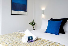 Modern and Bright Highgate Gem