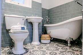 Stunning Maida Vale Apartment