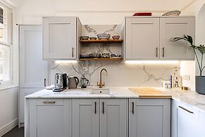 Stunning Maida Vale Apartment