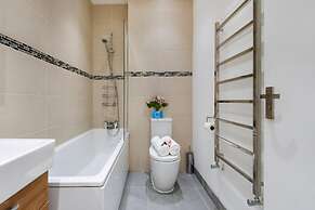 Bright and Modern Earls Court Gem