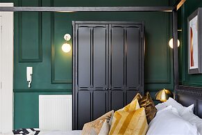 Your Apartment Clifton House