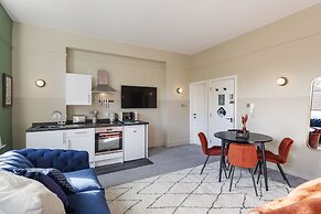 Your Apartment Clifton House