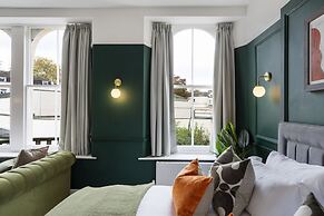 Your Apartment Clifton House