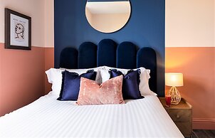 Your Apartment Clifton House