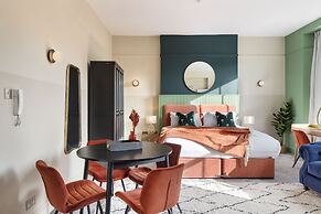 Your Apartment Clifton House