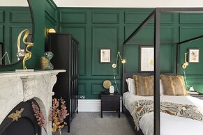 Your Apartment Clifton House