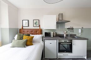 Your Apartment Clifton House