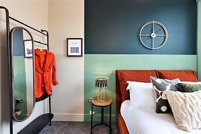 Your Apartment Clifton House