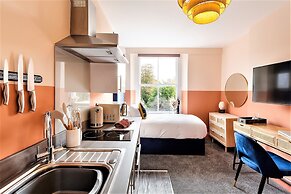 Your Apartment Clifton House