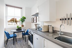 Your Apartment Clifton House