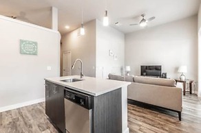 StayOvr at Galatyn Park - Richardson