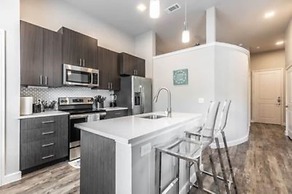 StayOvr at Galatyn Park - Richardson