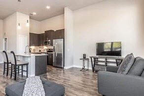 StayOvr at Galatyn Park - Richardson