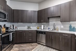 StayOvr at Galatyn Park - Richardson