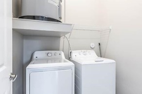 StayOvr at Galatyn Park - Richardson